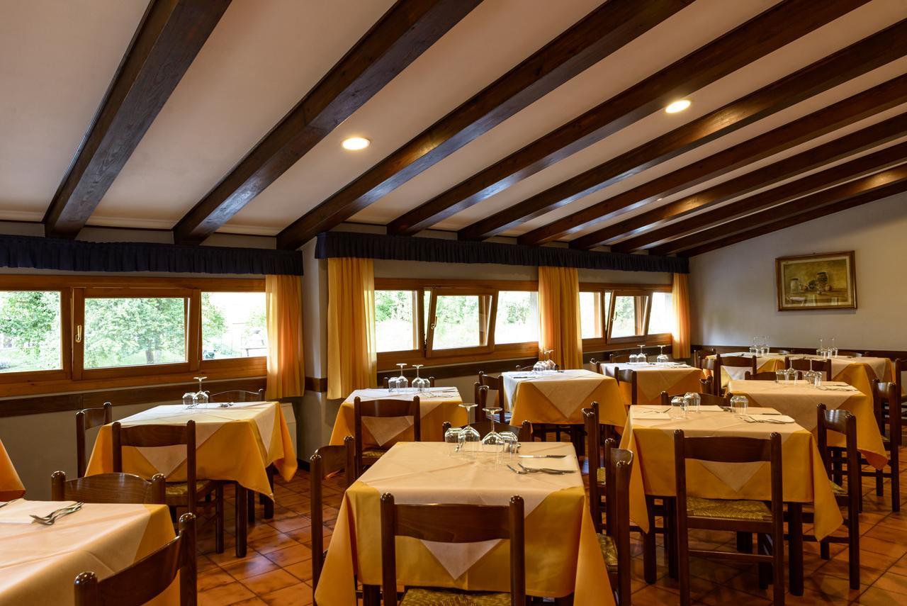 Hotel Appennino Fiumalbo Eksteriør billede