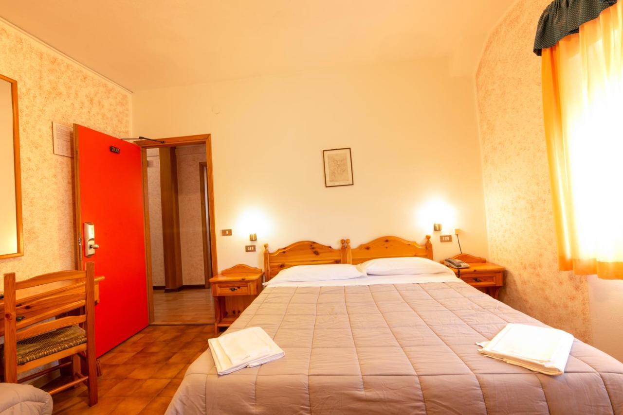 Hotel Appennino Fiumalbo Eksteriør billede