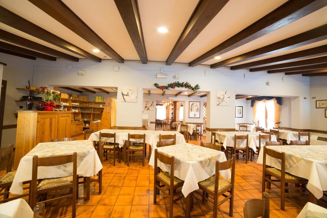 Hotel Appennino Fiumalbo Eksteriør billede
