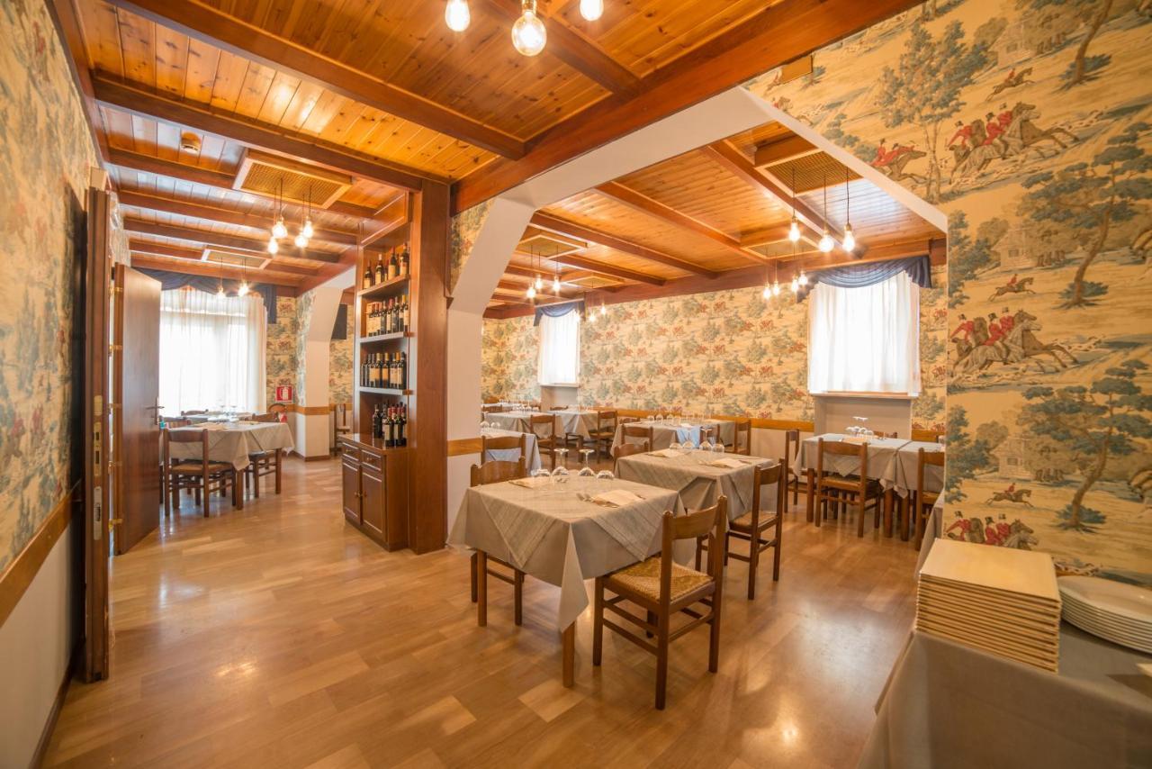 Hotel Appennino Fiumalbo Eksteriør billede